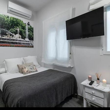 Estudio Plaza Neptuno Madrid Exteriér fotografie